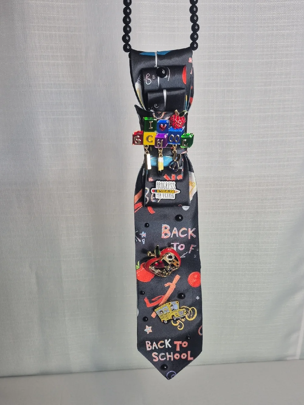 Handcrafted Luxury Fashion Necktie Necklace 📿 (BACK TO SCHOOL) - Picture 10 of 13